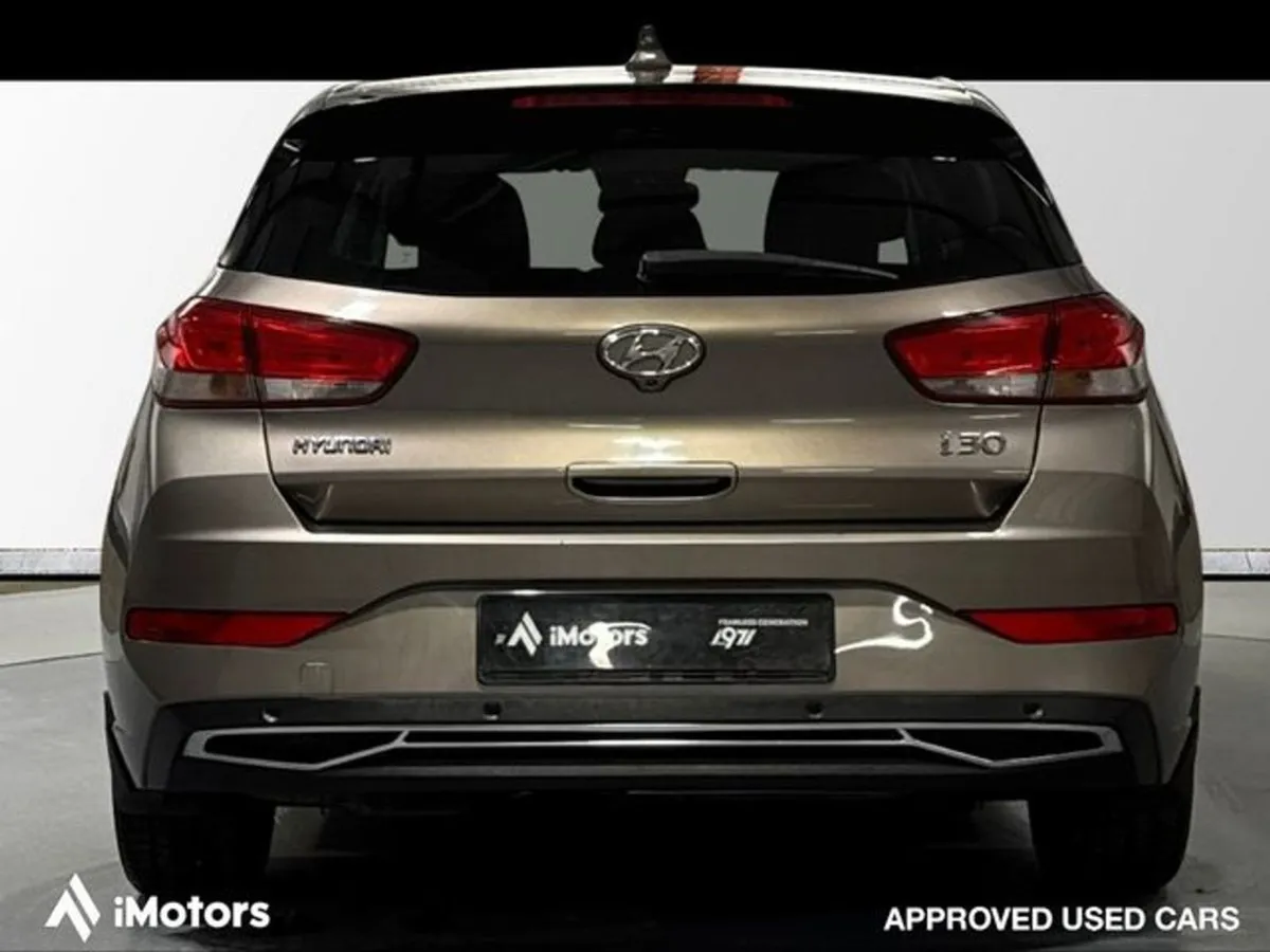 Hyundai i30 i 30 Deluxe 5DR - Image 4