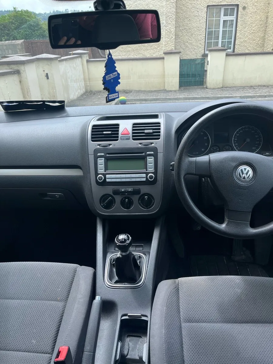 2007 Volkswagen Golf - Image 4