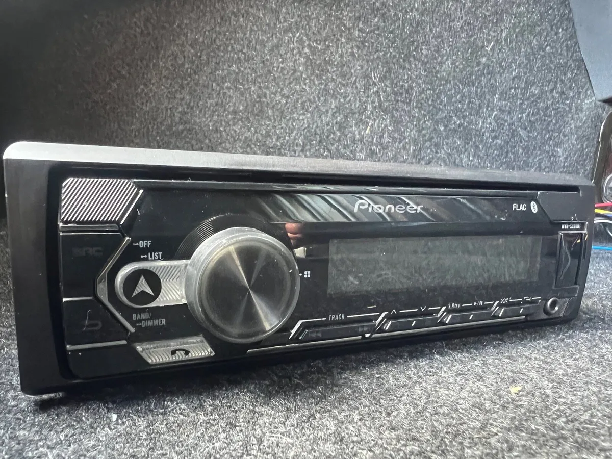 Pioneer Radio/CD - Image 1