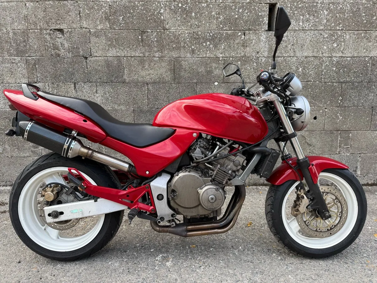 Honda Hornet 250 - Image 1