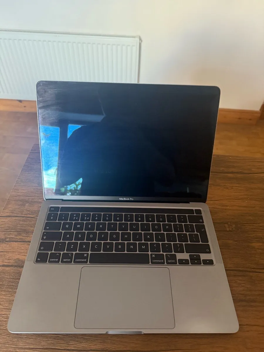 2020 MacBook Pro -13 inch 250 GB Storage(Touchbar) - Image 2