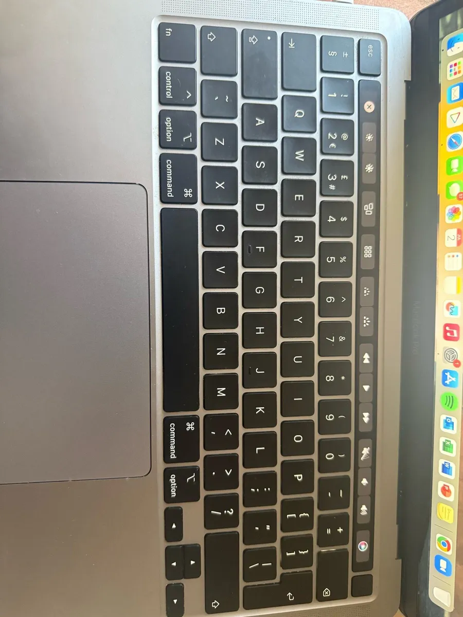 2020 MacBook Pro -13 inch 250 GB Storage(Touchbar) - Image 3