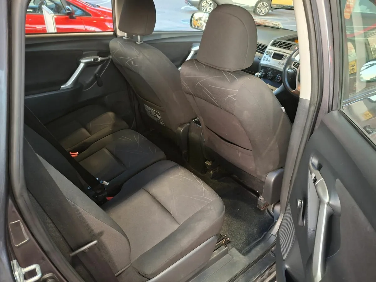 Toyota Verso 7 Seater - Image 3