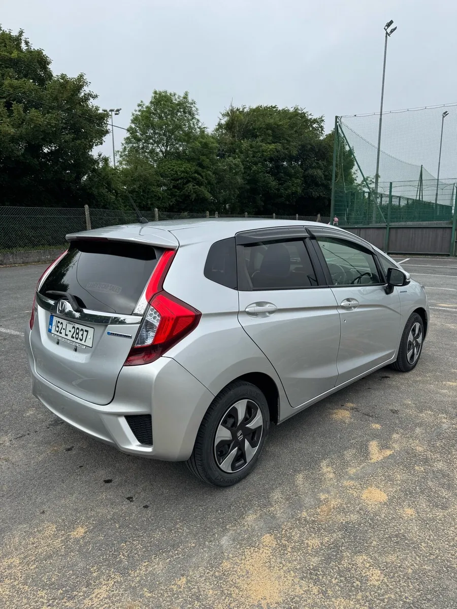 Honda Fit 2015 - Image 4