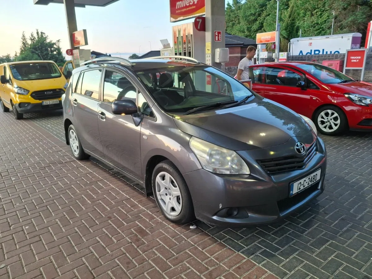 Toyota Verso 7 Seater - Image 2
