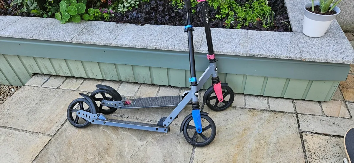 Scooters - Image 1