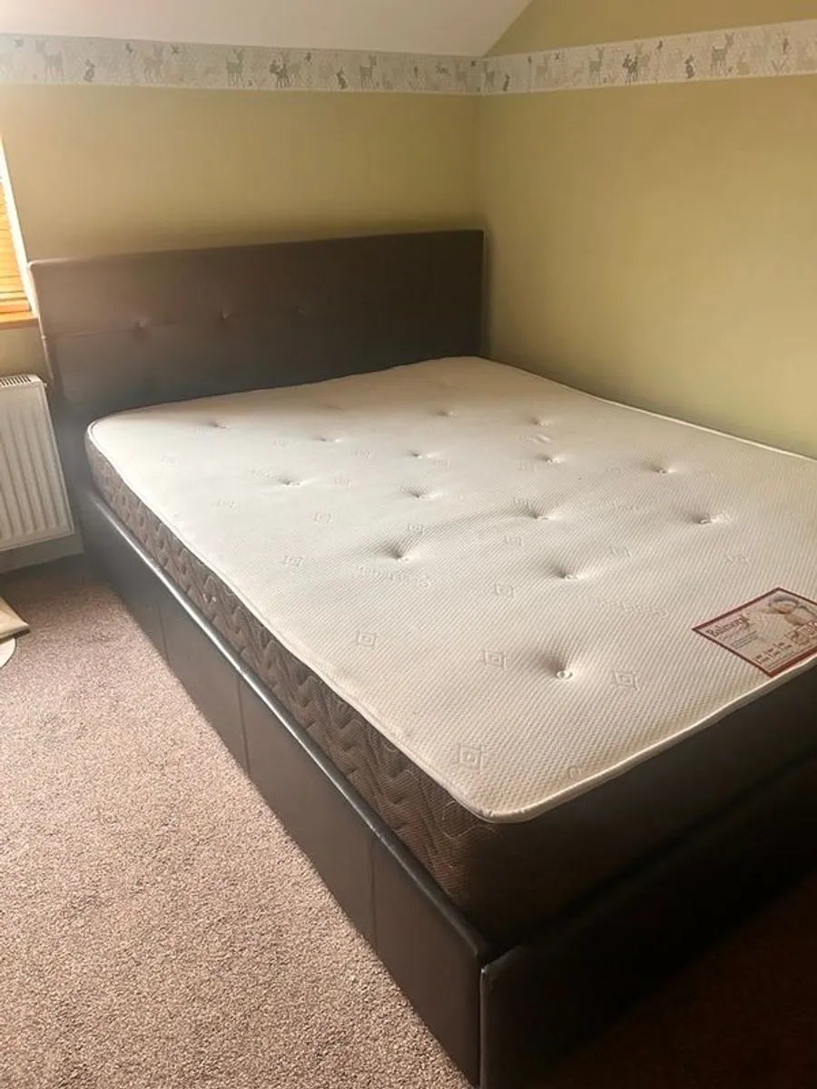 King Size bed & orthopaedic mattress - Image 1