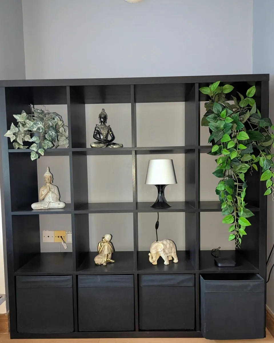 Cube display units x2 - Image 3