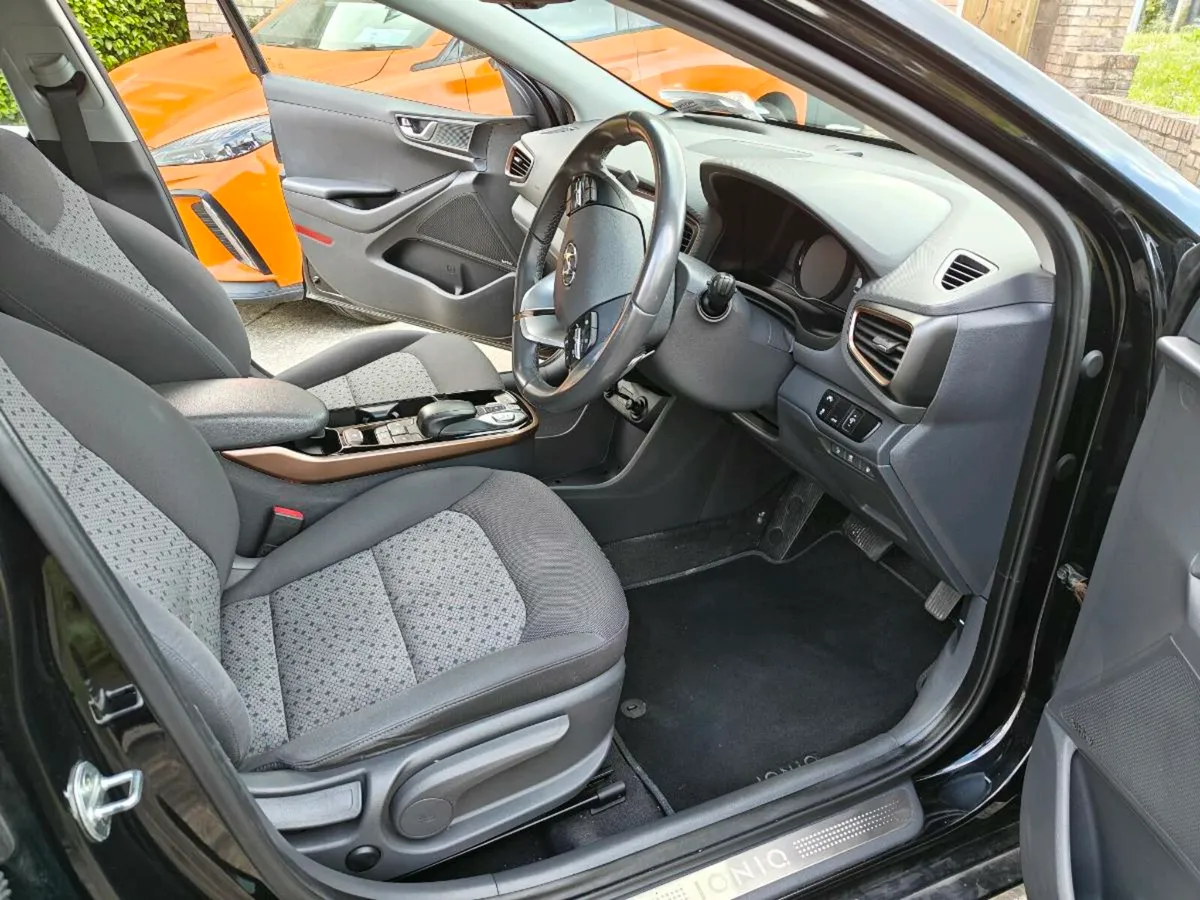 Hyundai Ioniq 28 - Image 2