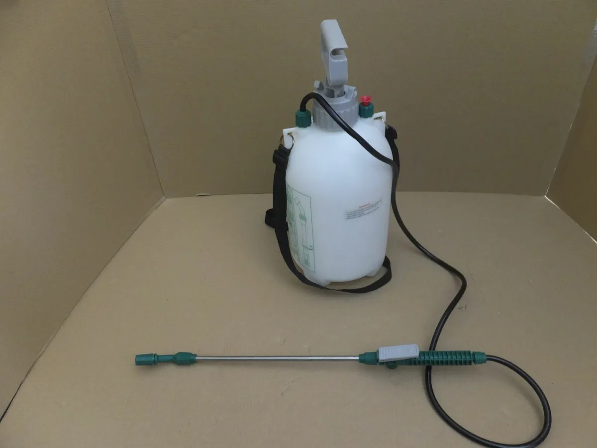 Garden pressure sprayer - Image 1