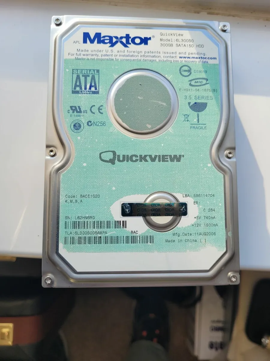 Hard drive 300 gb - Image 2