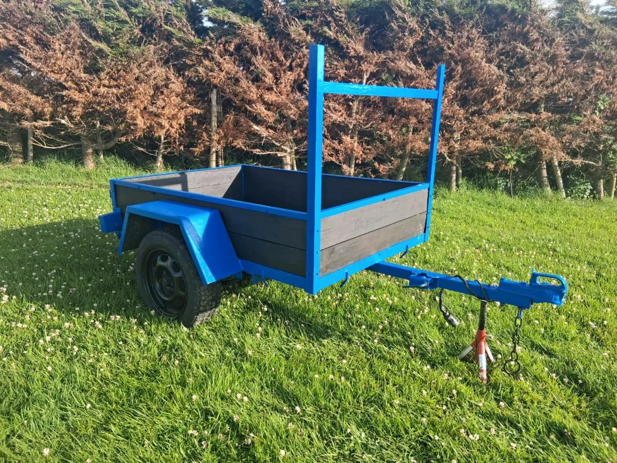 Trailer - Image 1