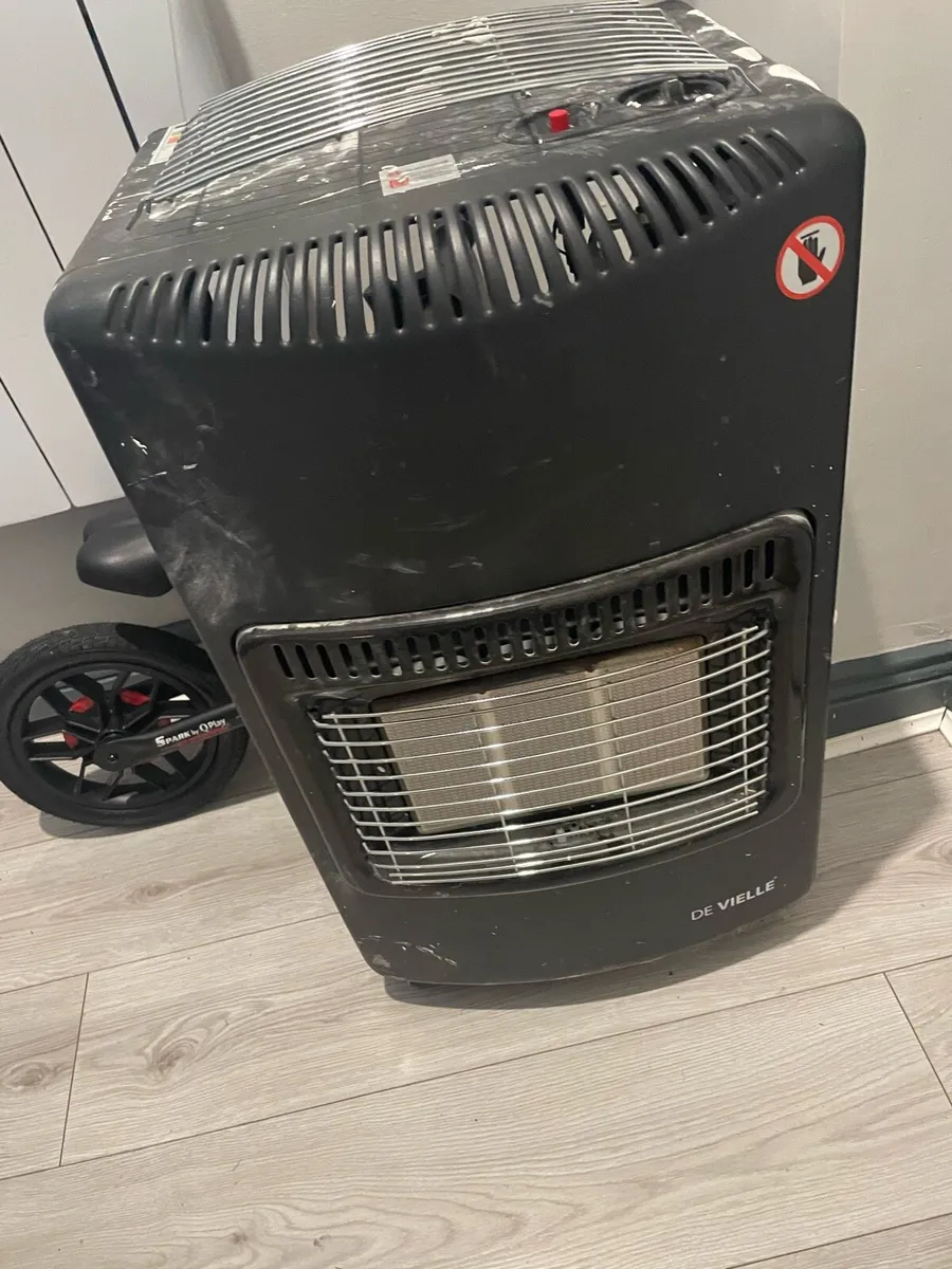 Gas heater - Image 1