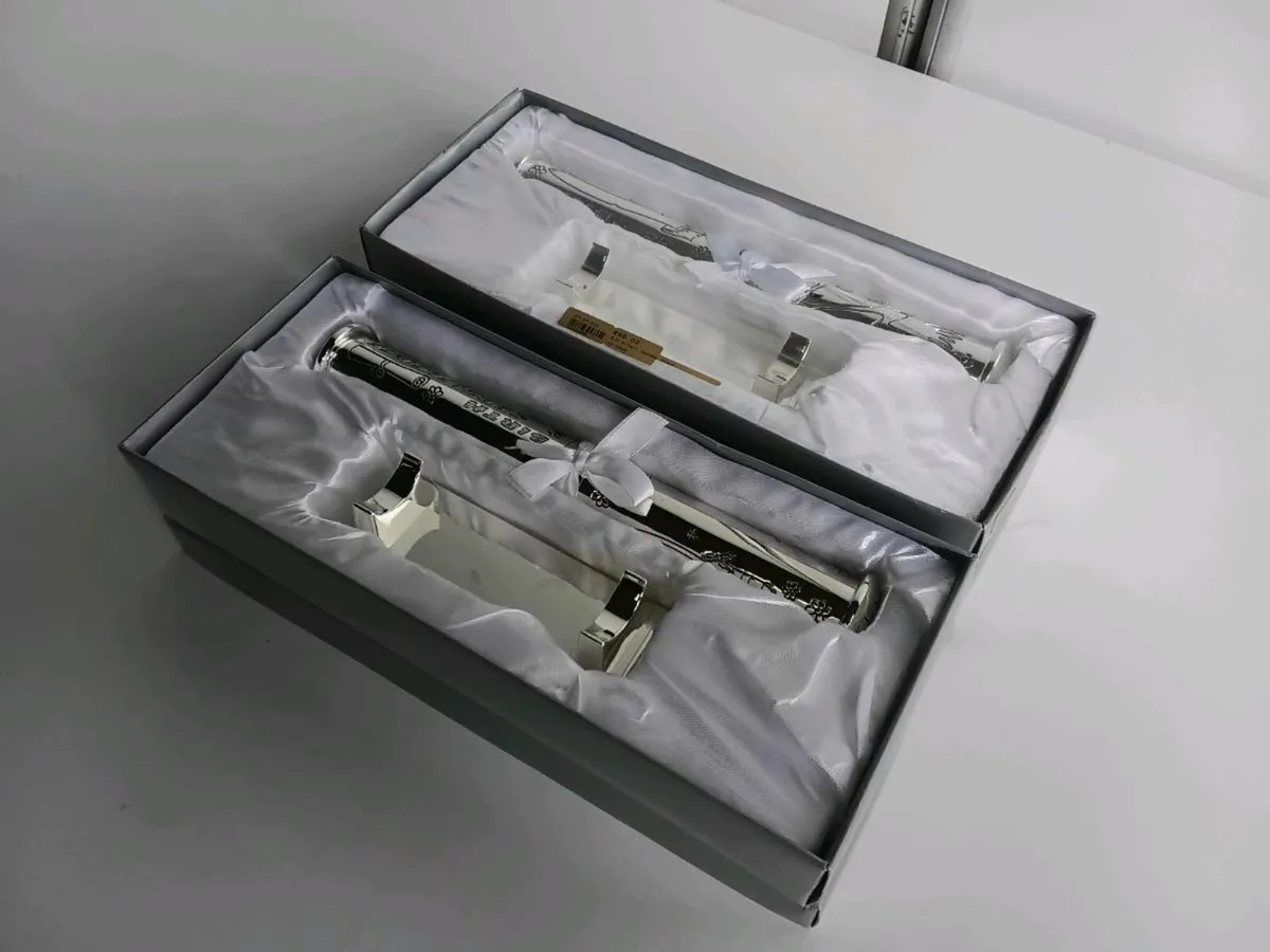 Birth Certificate Holder with Stand x1 - Image 1