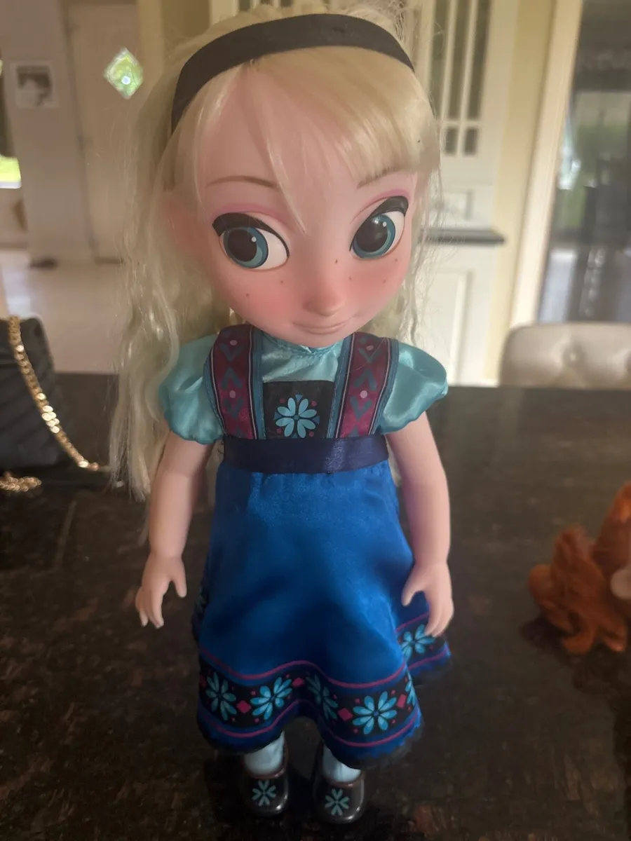 Disney Dolls - Image 2