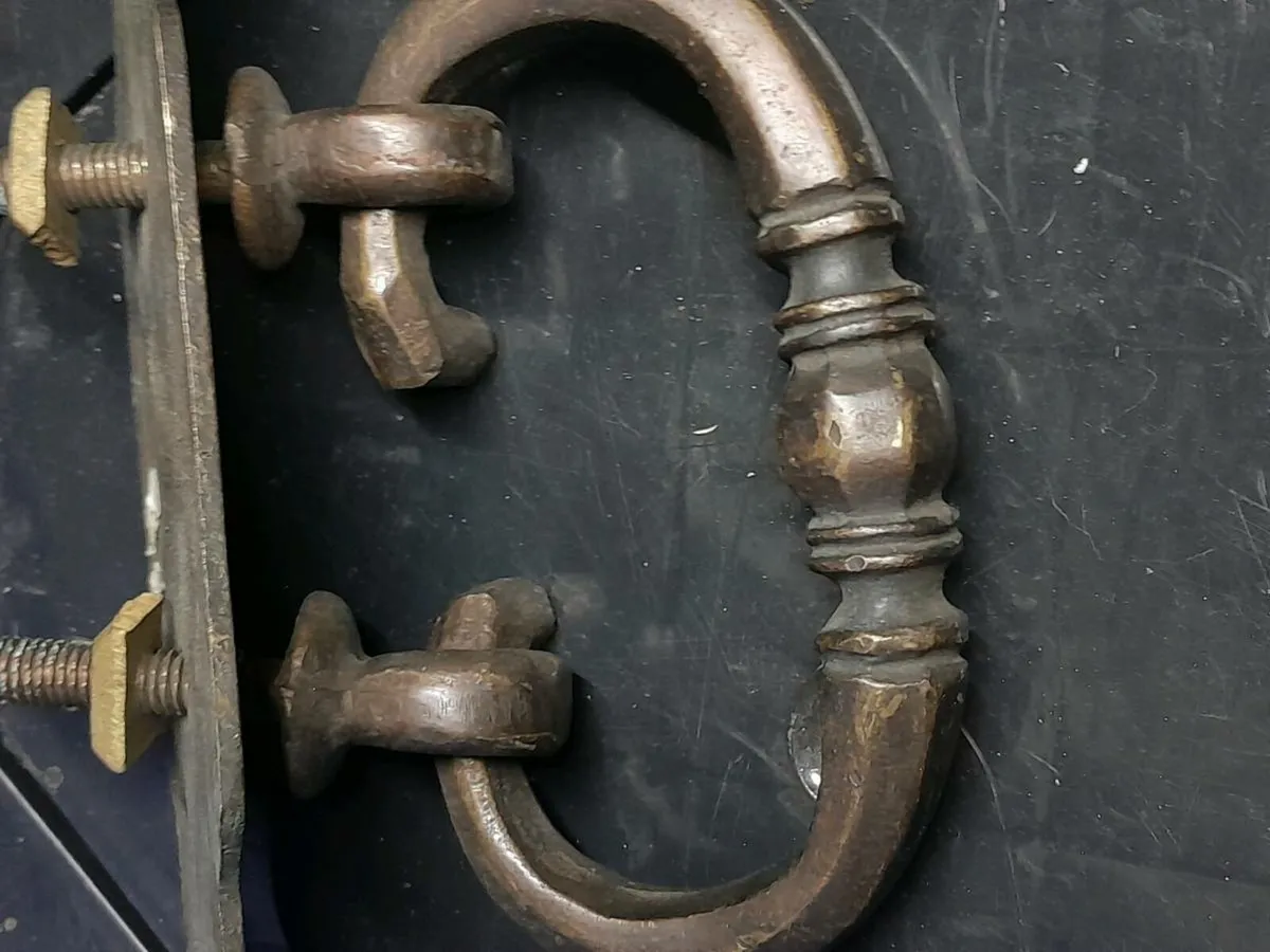 Bronze handle - Image 4