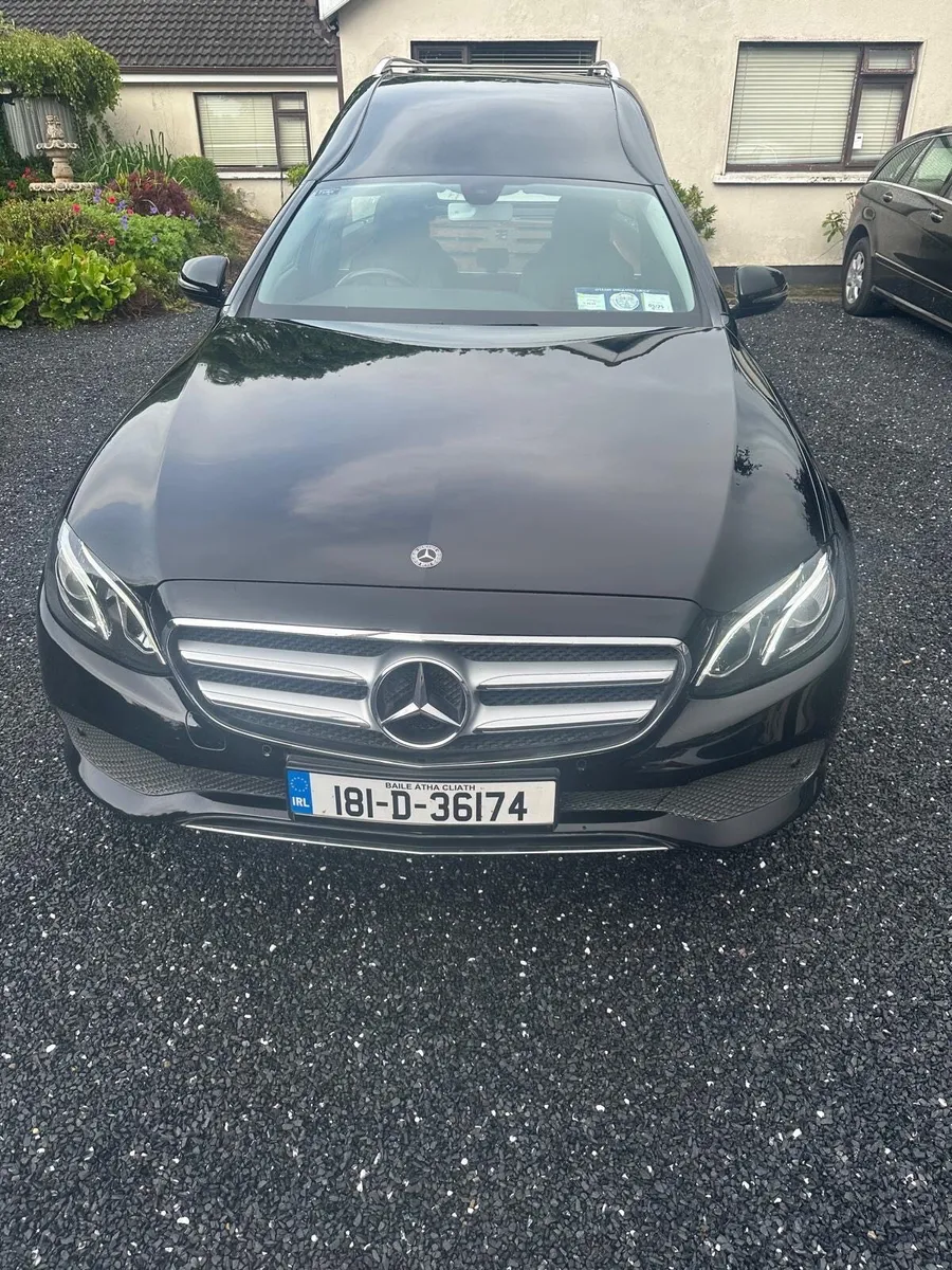 Mercedes Hearse 2018 - Image 1