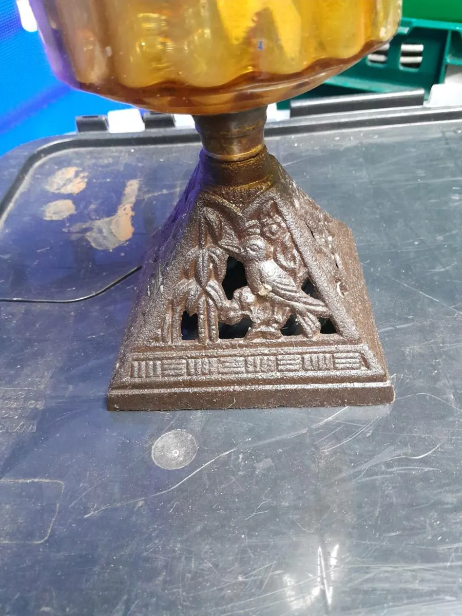 Vintage cottage lamp - Image 2