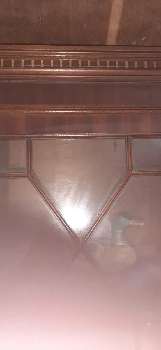 Antique cabinet - Image 2