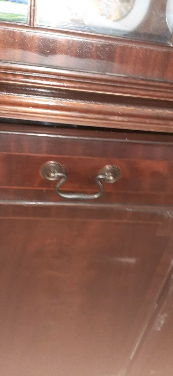 Antique cabinet - Image 4