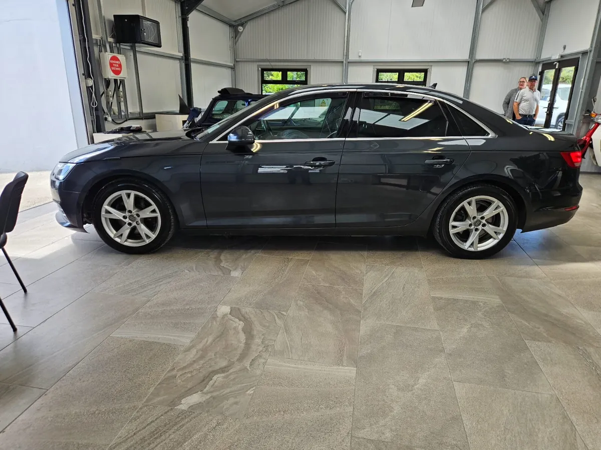 18 AUDI A4 2.0TDI 150HP S TRONIC ATTRACTIOM ULTRA - Image 3