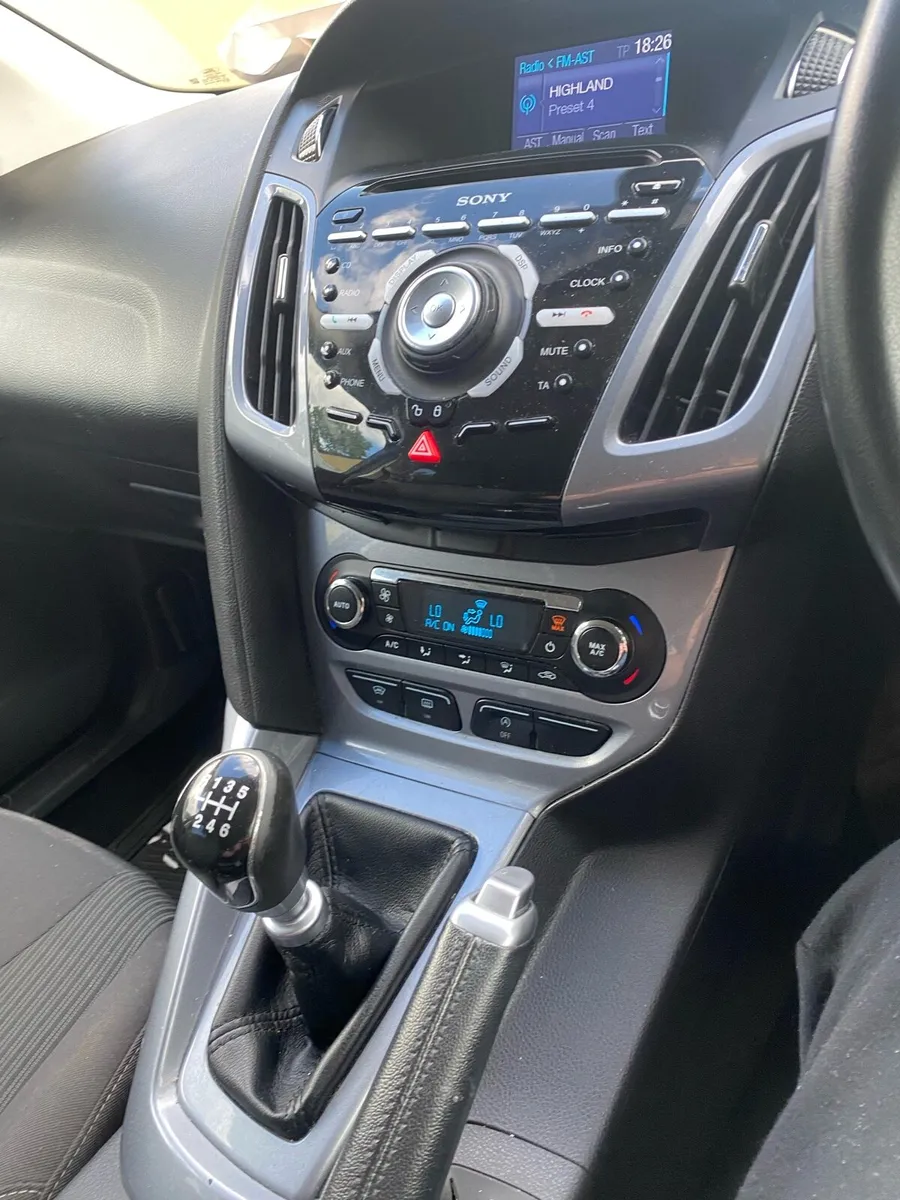 Ford focus - Image 2