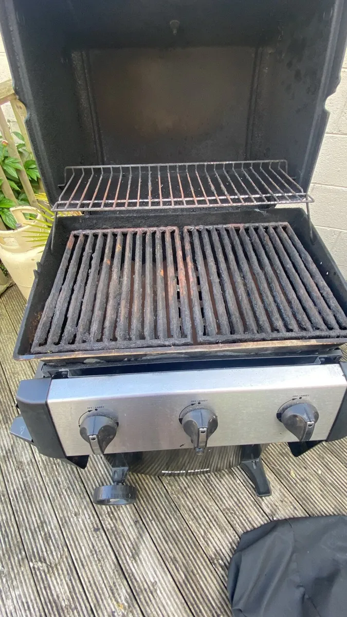 Broil King Gen 310 - Image 1