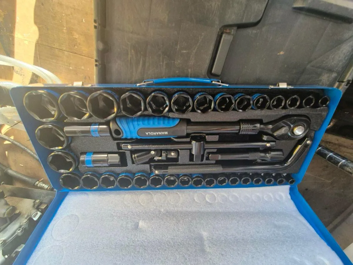 Heavy duty extendable socket set - Image 2