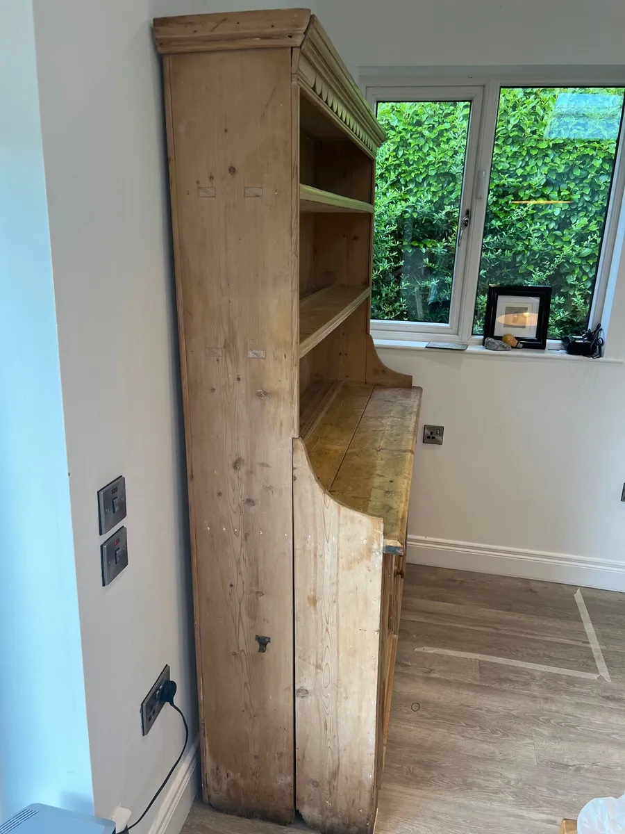 Kitchen dresser - Image 2