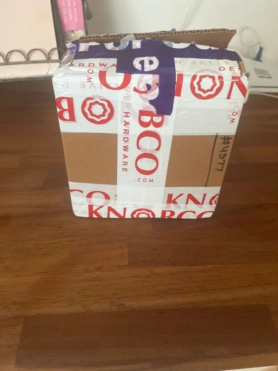 6 Knobco bone knobs - Image 2