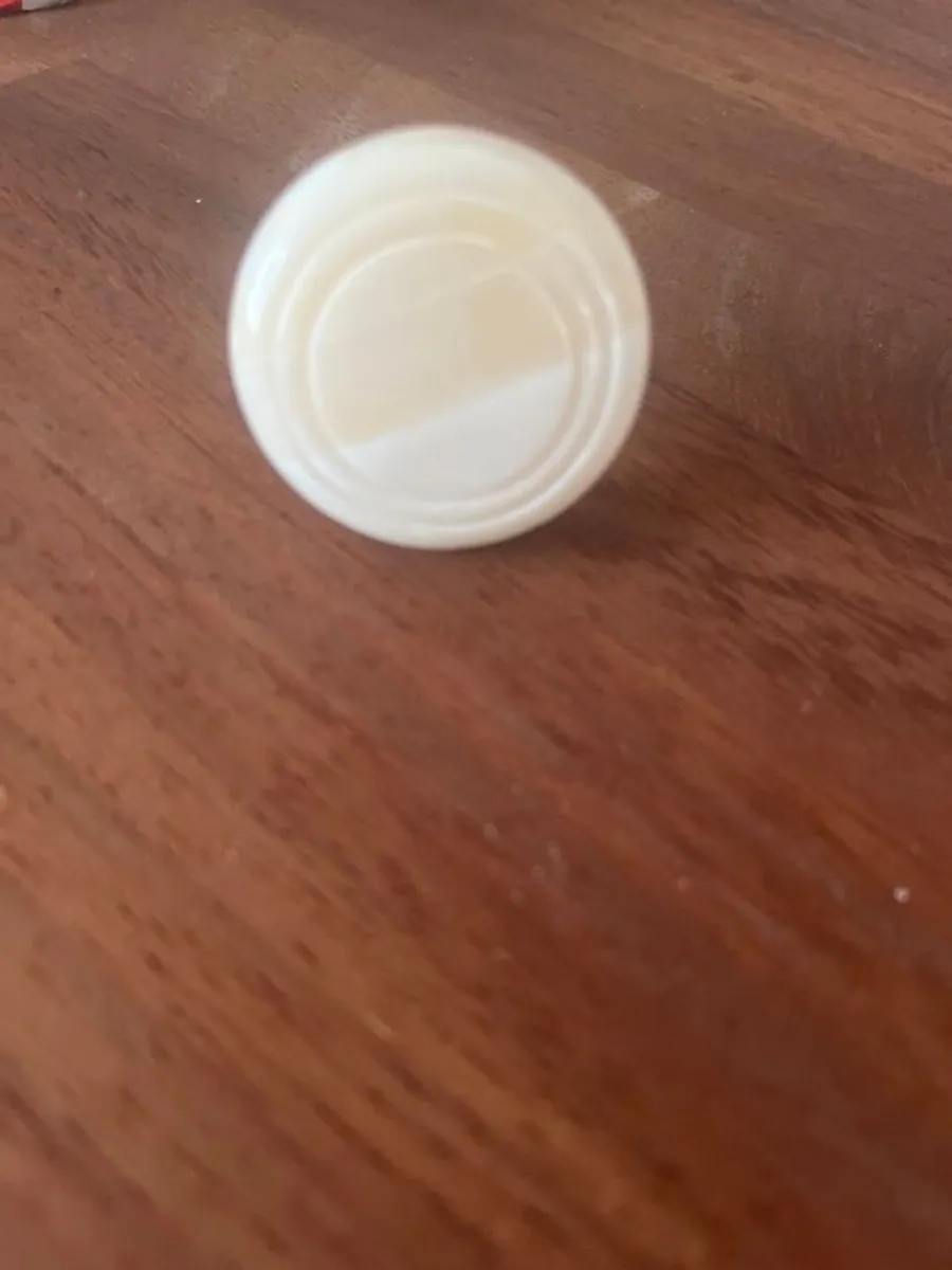 6 Knobco bone knobs - Image 3