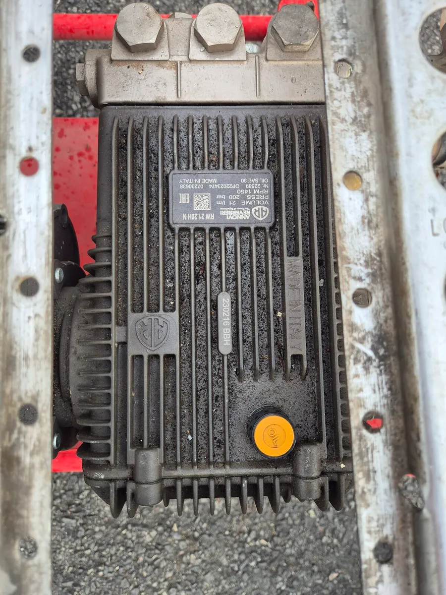 Power washer - Image 2