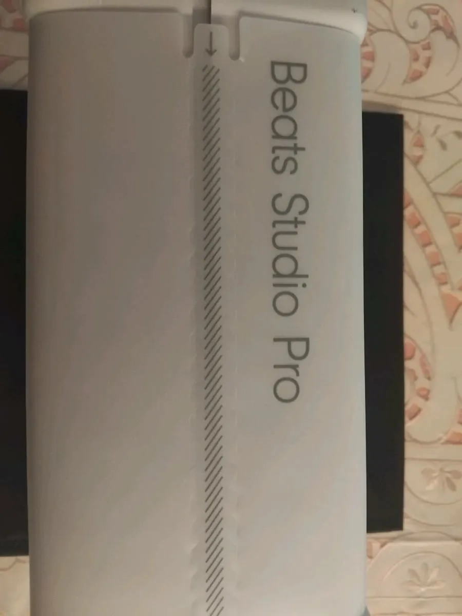 Beats Studio Pro Headphones Sealed Box - Image 2