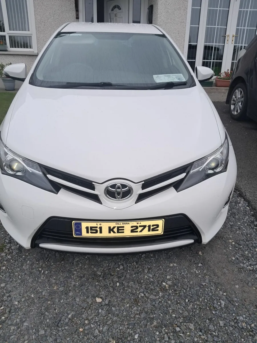 Toyota Auris 2015 - Image 3