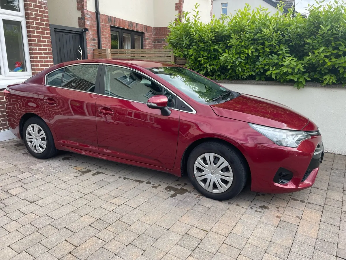 Toyota Avensis 1.6 D4D 2017 - Image 1
