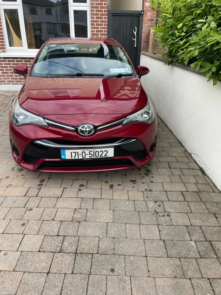 Toyota Avensis 1.6 D4D 2017 - Image 2