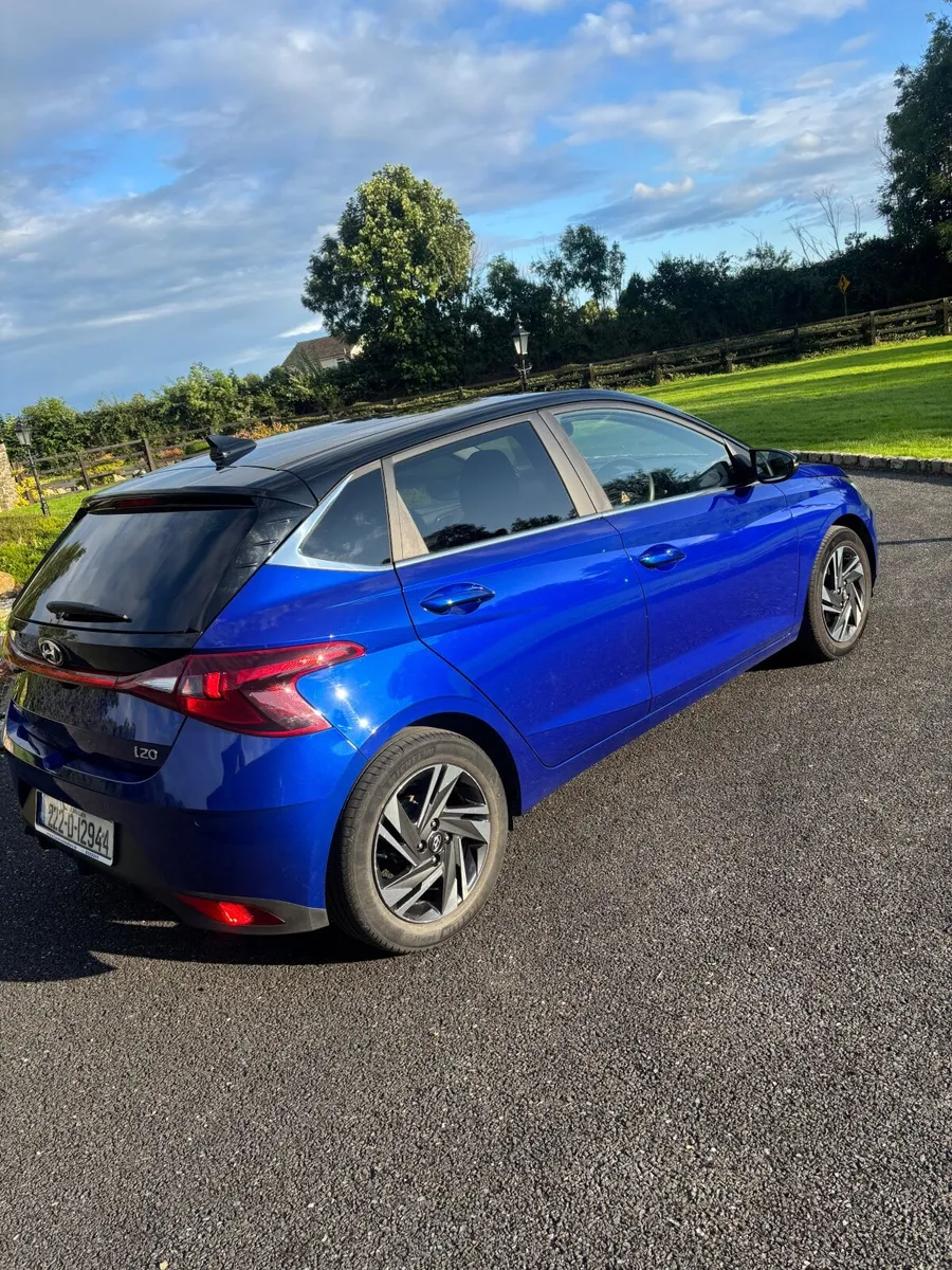 Hyundai i20 1.2 Deluxe Plus 2 Tone 5Dr - Image 3