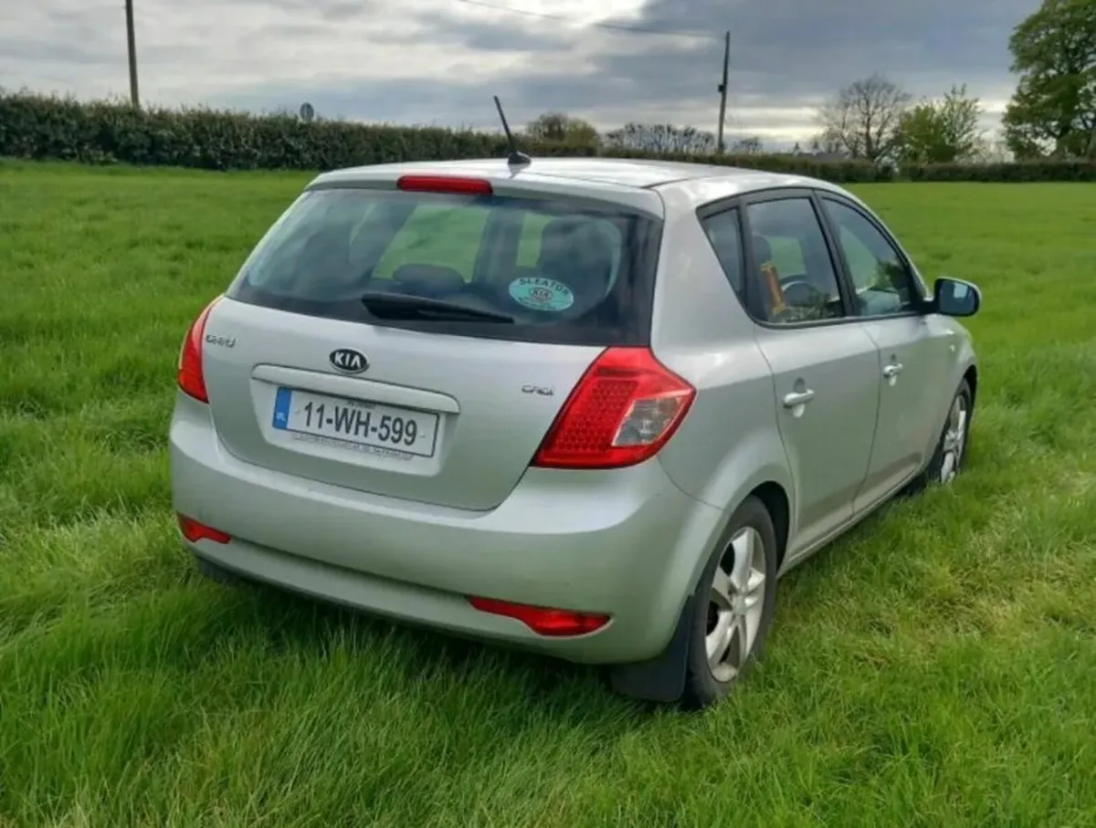 Kia Ceed 2011 - Image 3