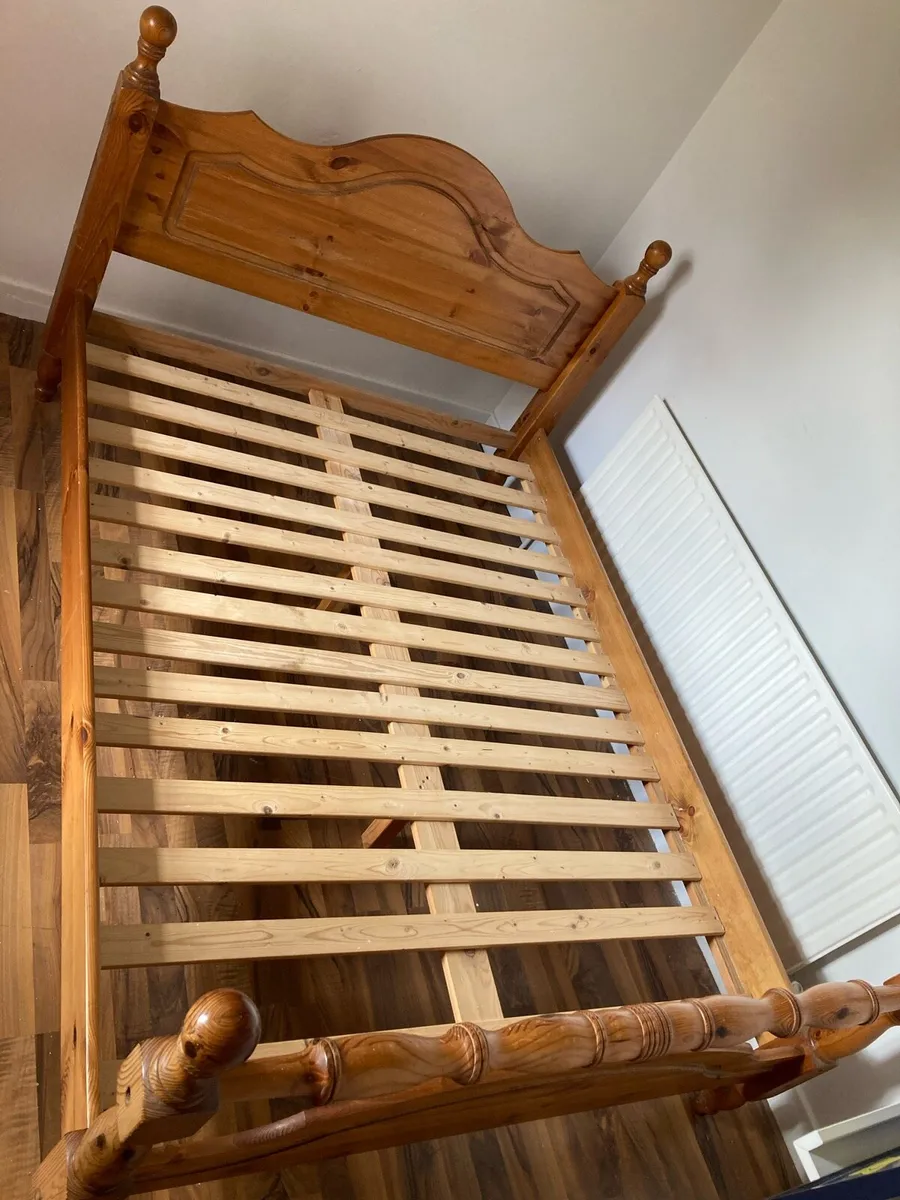 Double bed wood vintage - Image 1