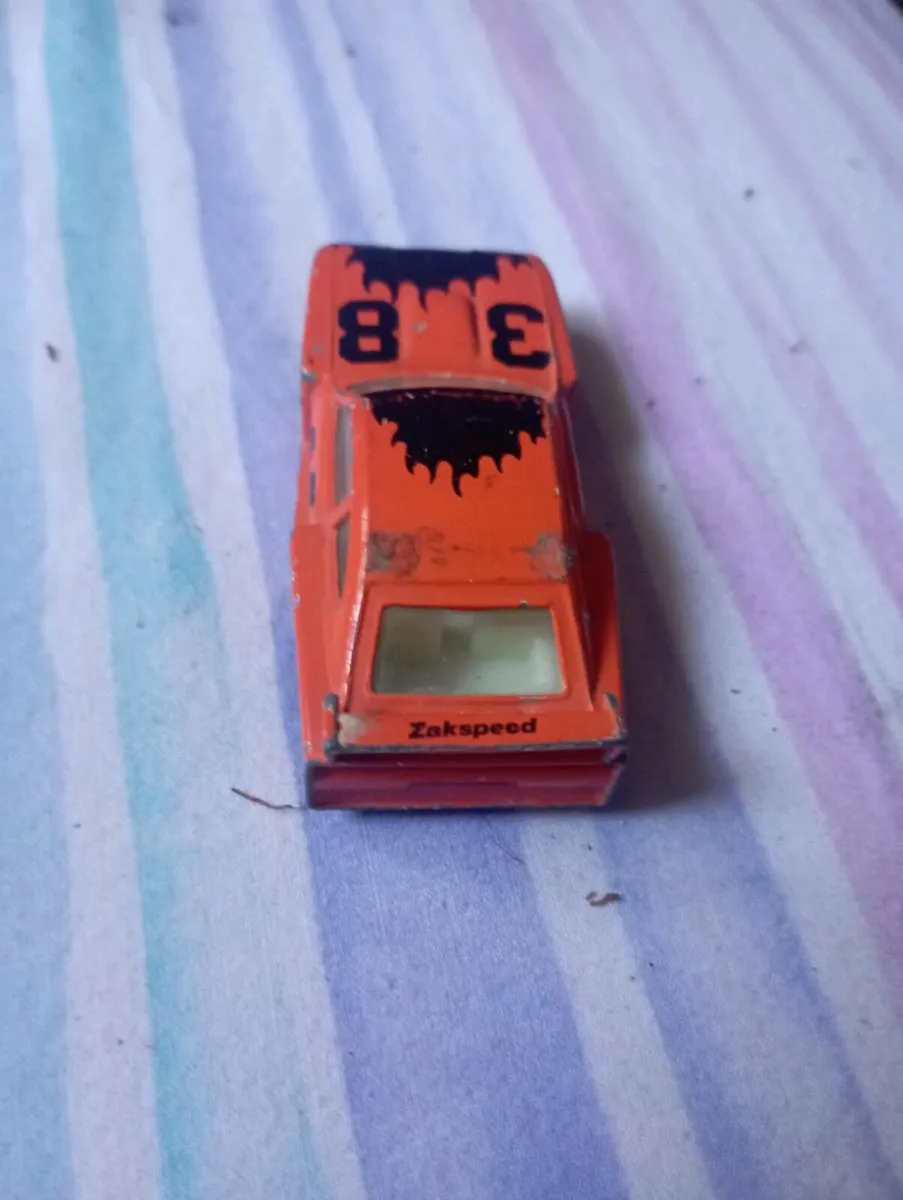 VINTAGE 1980 CORGI FORD CARPI RACING CAR - Image 3