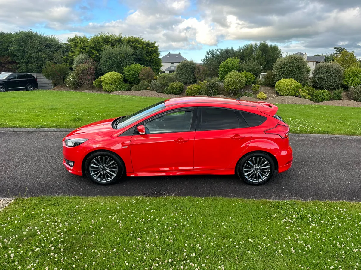 Ford Focus ST LINE (low kilometres ) - Image 2