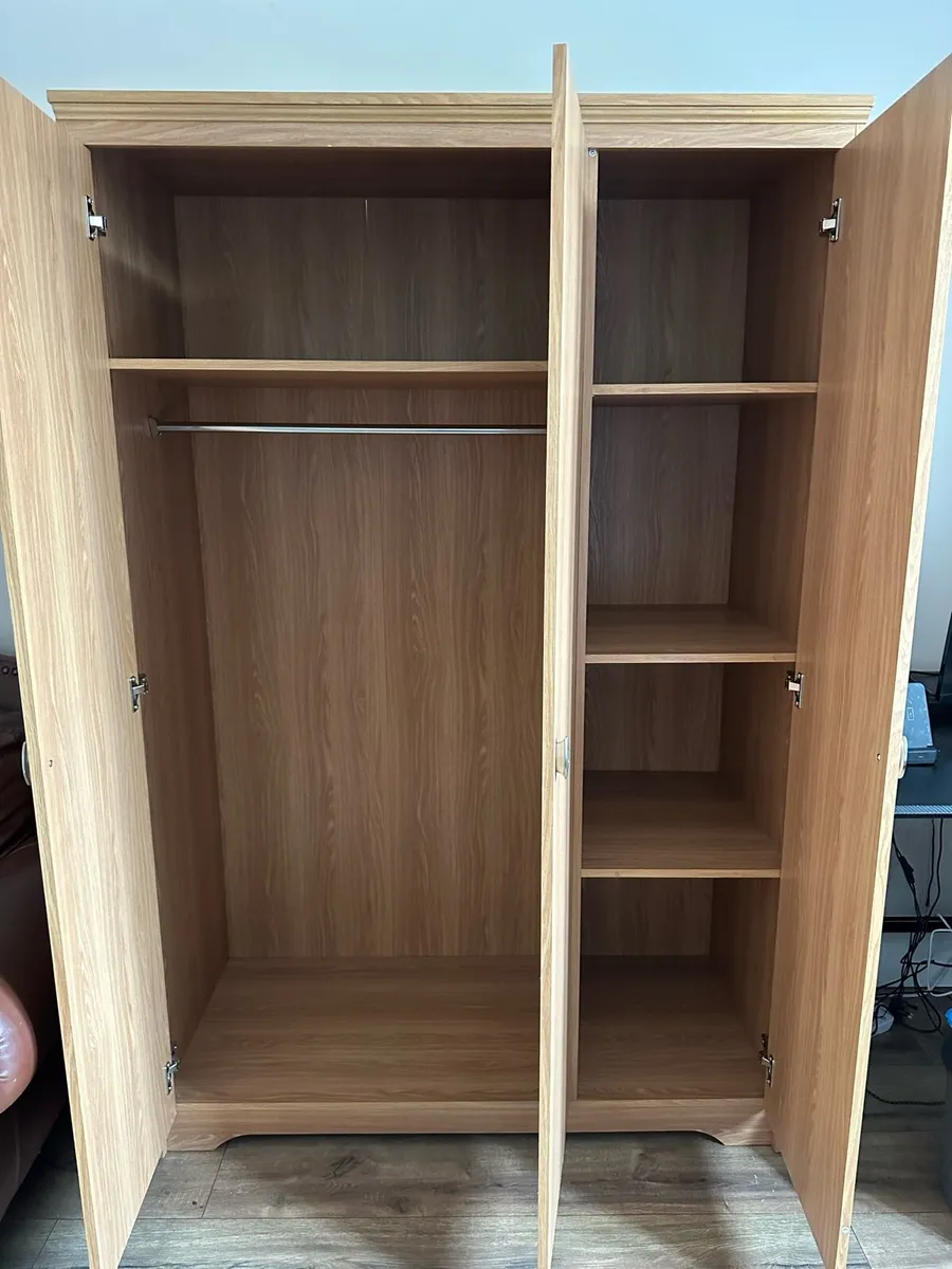 Wardrobe - Image 2