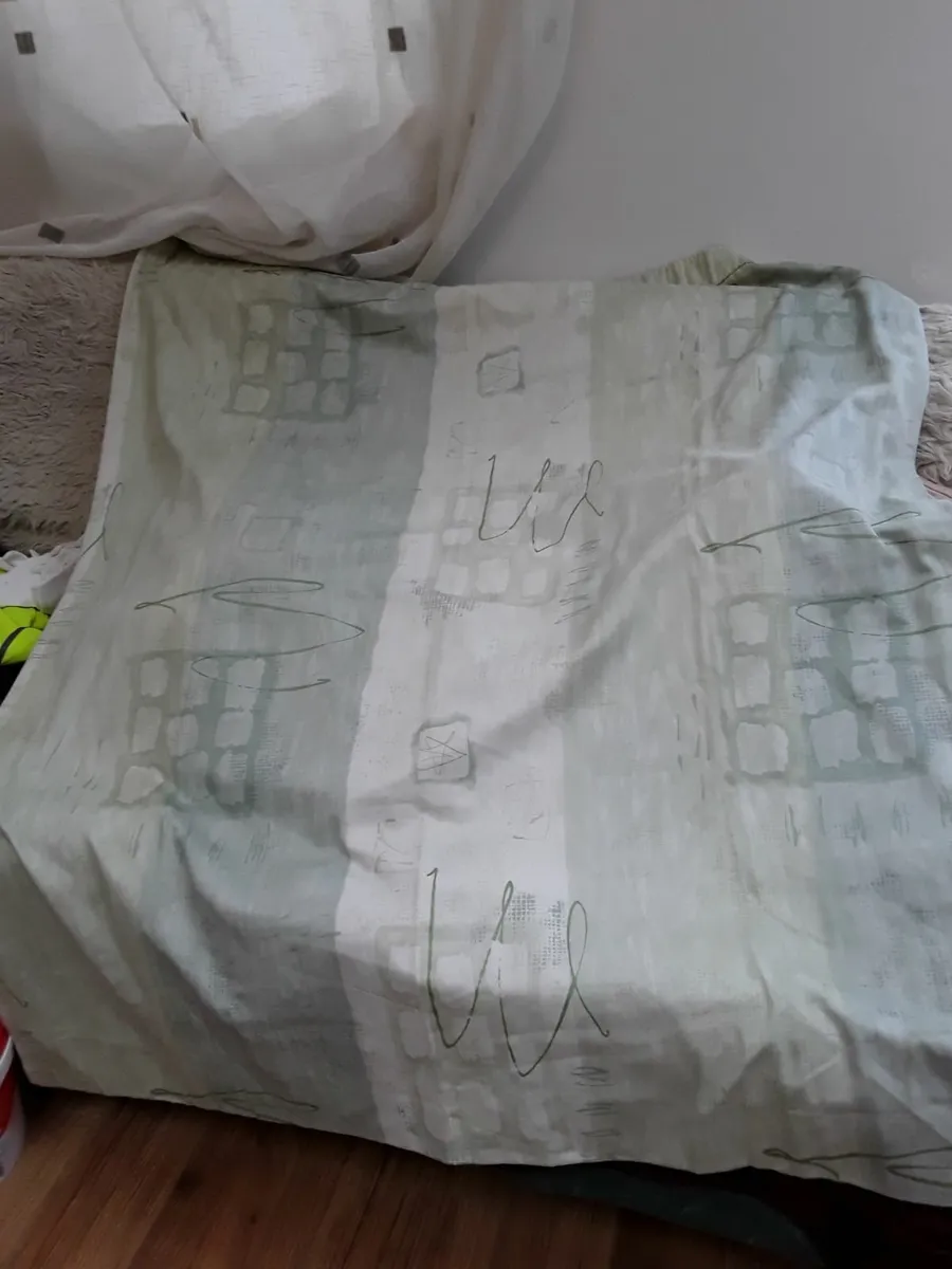 Small curtains as new - Image 1