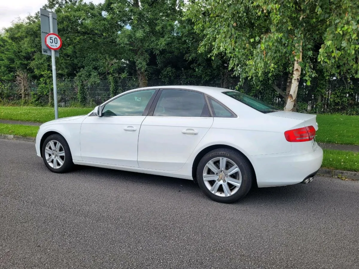 CLEAN 2009 AUDI A4 2.0 TDI NEW NCT. - Image 2