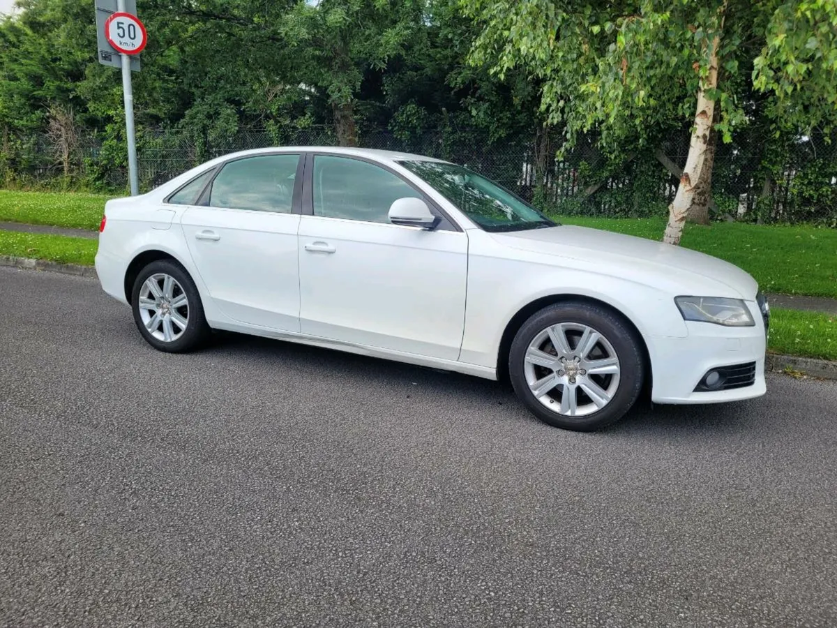 CLEAN 2009 AUDI A4 2.0 TDI NEW NCT. - Image 3
