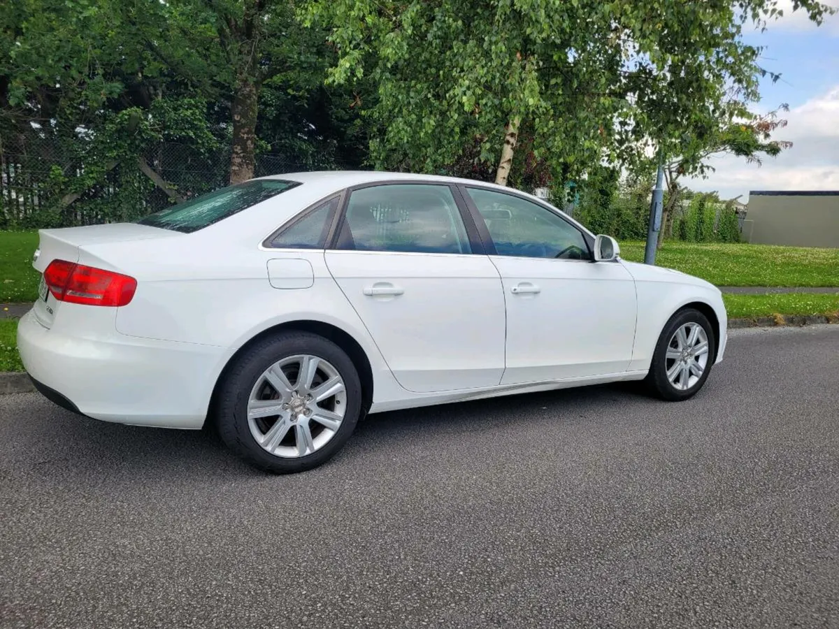 CLEAN 2009 AUDI A4 2.0 TDI NEW NCT. - Image 4