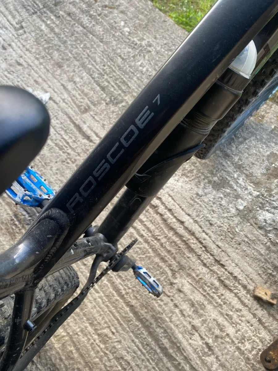 Trek roscoe 7 mountain bike - Image 2