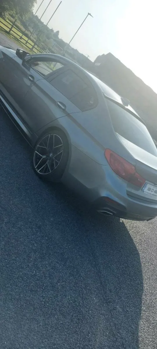 530 BMW G30 M SPORT - Image 2