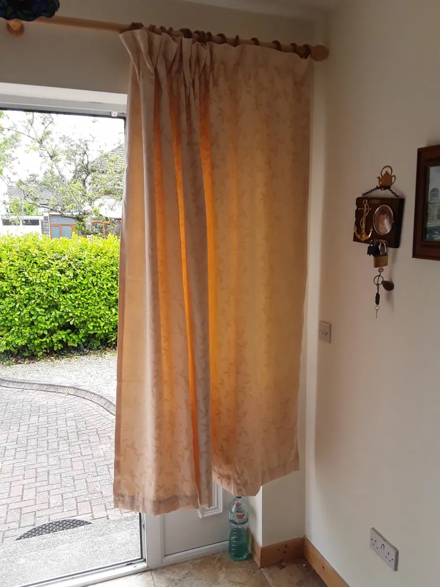 Next to new deep cream lovely curtains - Image 2