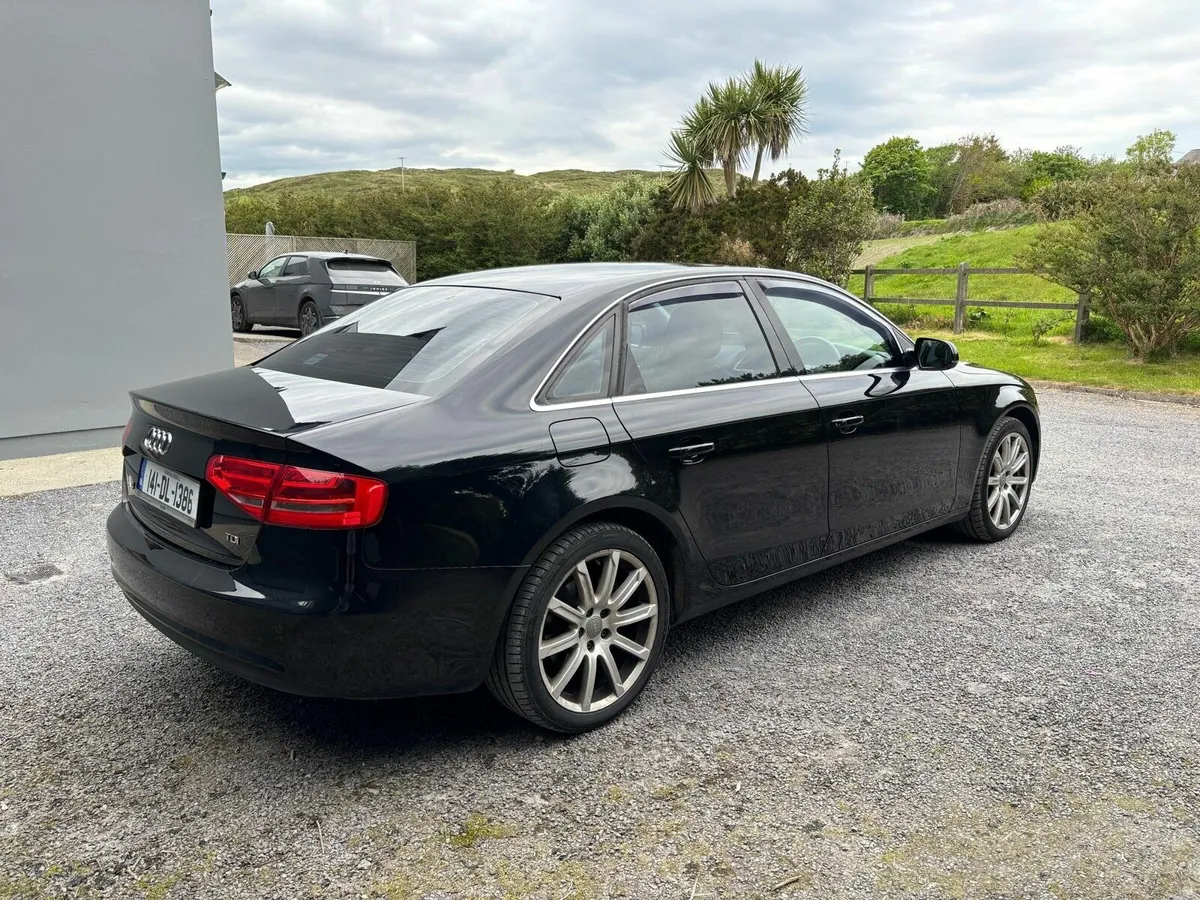 Audi A4 2.0 TDI SE Technik 4dr (Black) - Image 4